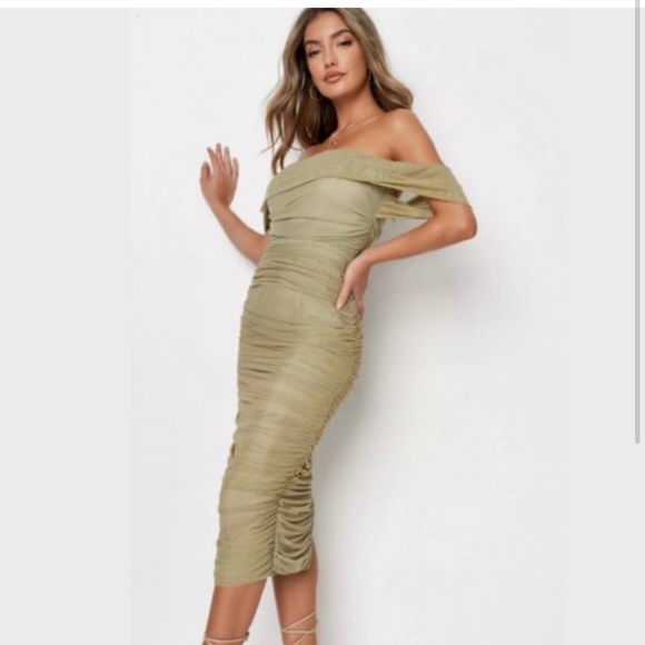 Missguided Dresses & Skirts - Miss guided new with tags dress